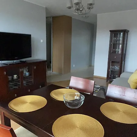 Apartament 12